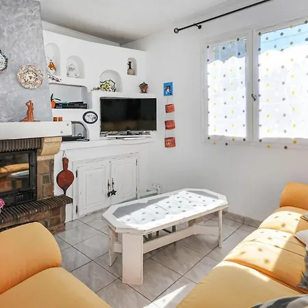 Holiday Le Cours K-728 La Bouverie